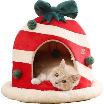Jolie maison de chat de Noël