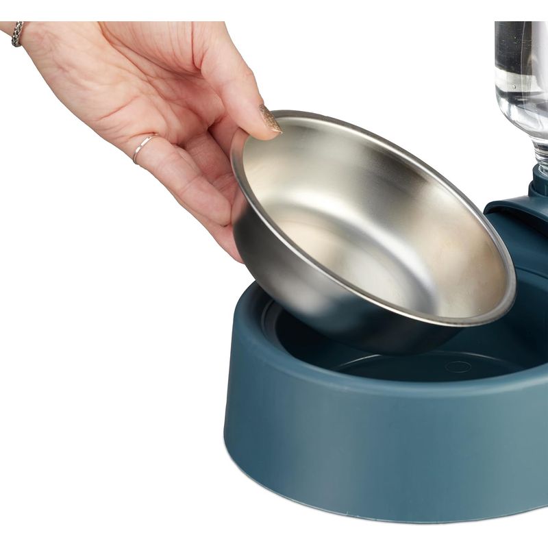 Distributeur de nourriture et d'eau pour chats