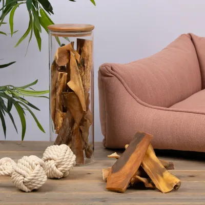 Peau de tête de bœuf Lyra Pet® brun doré foncé