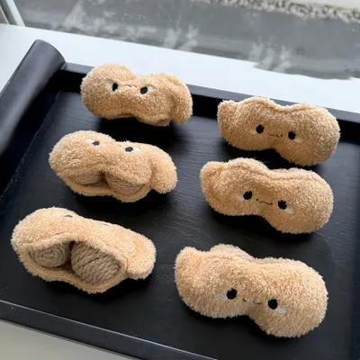 Jouet pour chat en forme de cacahuète, avec des boules de sisal