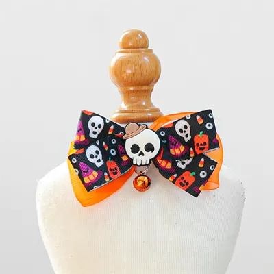 IntiMeg Katzenhalsband mit Totenkopf-Schleife für Halloween IntiMeg Katzenhalsband mit Totenkopf-Schleife für Halloween