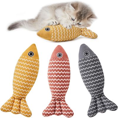 Jouets interactifs en peluche pour chats