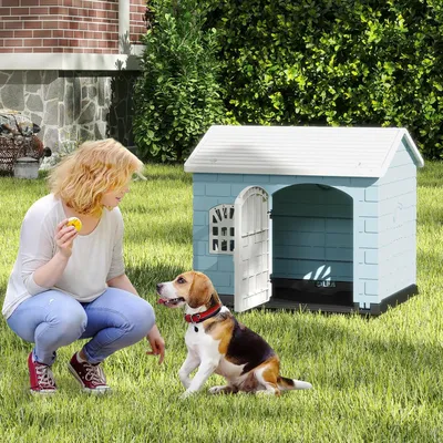 Giantex Niche pour Chien Extérieur,Porte,3 Fenêtres,Toit Incliné