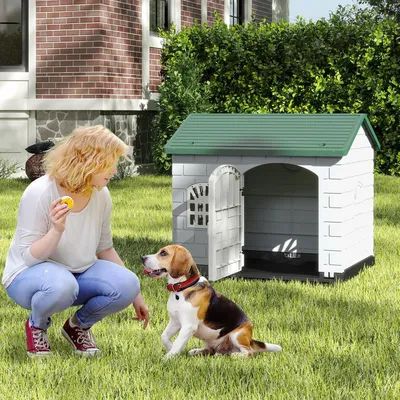 Giantex Niche pour Chien Extérieur,Porte,3 Fenêtres,Toit Incliné