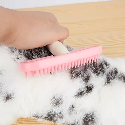 Brosse de toilettage pour chinchilla
