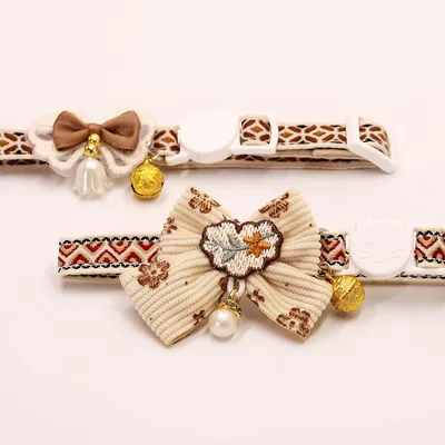 Qinhul Collier pour chat avec nœud papillon marron