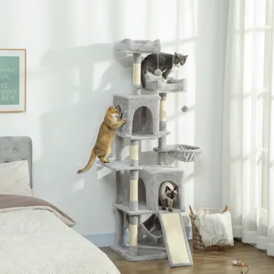 Arbre à chat tour de jeux pour chat