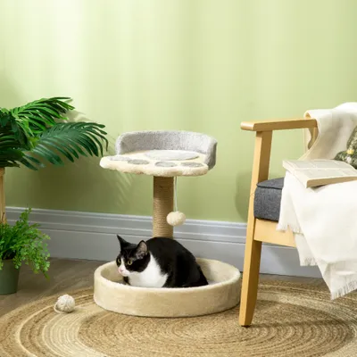 Arbre à chat avec griffoir en forme de griffe