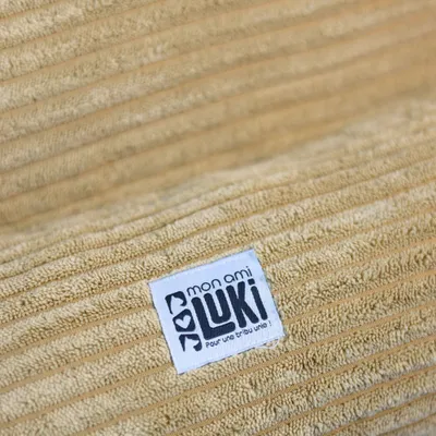 Mon Ami Luki - Coussin ovale antidérapant en velours côtelé Mon Ami Luki - Coussin ovale antidérapant en velours côtelé