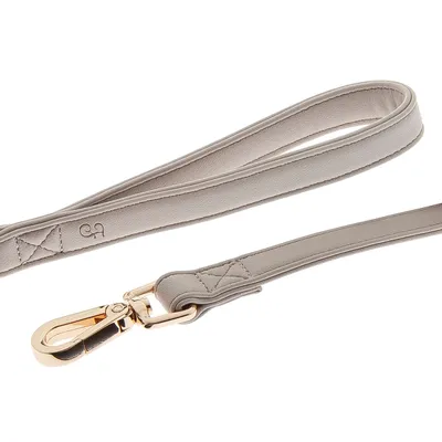 FERRIBIELLA Laisse Chien Cuir Durable Prise Sûre - Bordeaux FERRIBIELLA Laisse Chien Cuir Durable Prise Sûre - Bordeaux