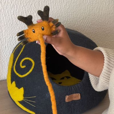 Jouet crabe pour chat en laine feutrée Pinot