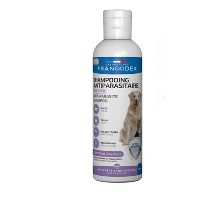 Shampoing Antiparasitaire Icaridine 250 ml pour Chien et Chat Shampoing Antiparasitaire Icaridine 250 ml pour Chien et Chat