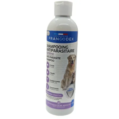 Shampoing Antiparasitaire Icaridine 250 ml pour Chien et Chat Shampoing Antiparasitaire Icaridine 250 ml pour Chien et Chat