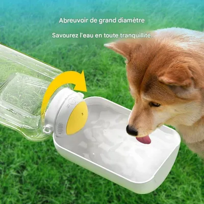 FurryFusion Biberon-portable pour chien avec réserve de nourriture FurryFusion Biberon-portable pour chien avec réserve de nourriture