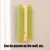 Brosse d'angle pour chat : peigne de massage & grattoir avec herbe à chat Brosse d'angle pour chat : peigne de massage & grattoir avec herbe à chat