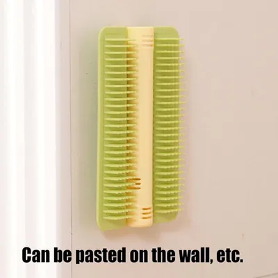 Brosse d'angle pour chat : peigne de massage & grattoir avec herbe à chat Brosse d'angle pour chat : peigne de massage & grattoir avec herbe à chat