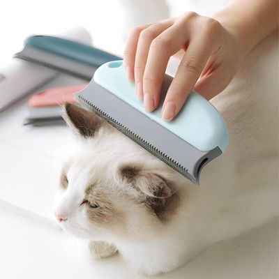 2 brosses anti-poils (bleu/marron) : habits, lit, tapis - Réutilisables