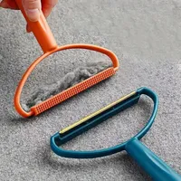 Lot de 2 grattoirs anti-poils : râteau à tapis & textile, Bleu + Orange
