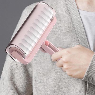 HausPets Brosse 4-en-1 anti-poils tige réglable