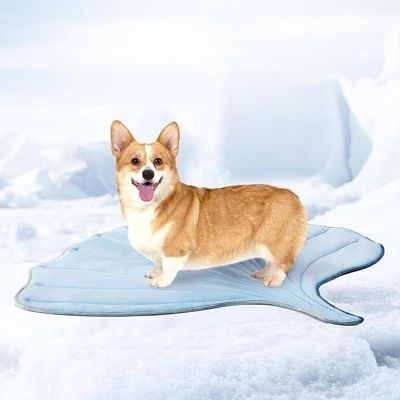 HausPets Kühlmatte Hund Katze 114x122cm blau blattförmig M