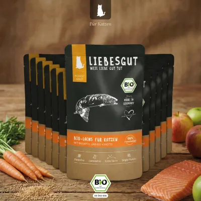 Liebesgut Katzenfutter Bio-Lachs mit Bio-Apfel und Bio-Karotte