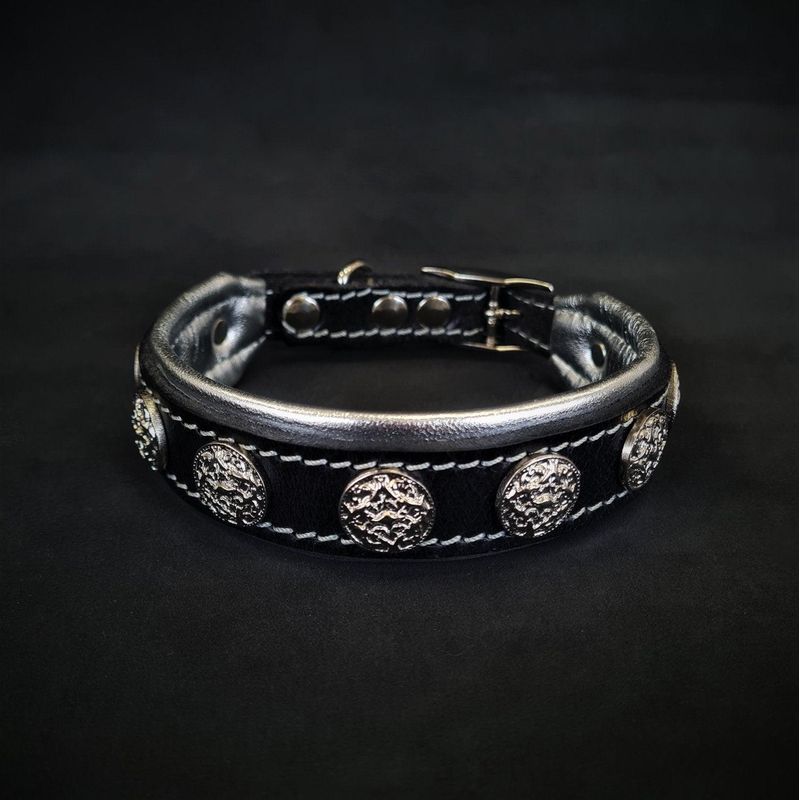 Das Halsband „Heki“.