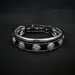 Das Halsband „Heki“.