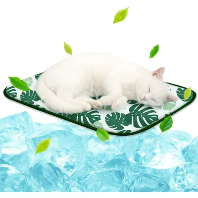 Waschbare Kühlmatte aus Eisseide für Hunde und Katzen Waschbare Kühlmatte aus Eisseide für Hunde und Katzen