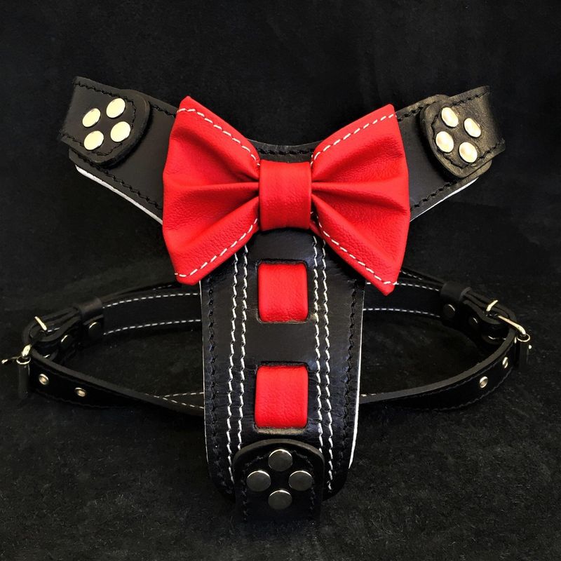 Bestia Bowtie Echtleder Brustgeschirr