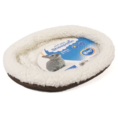 Duvo+ Bett oval Schafsfell
