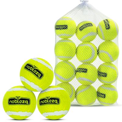 Nobleza Perro Pelota