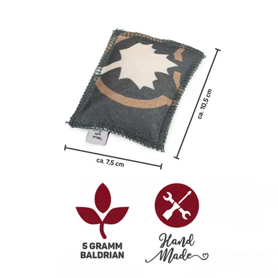 Canadian Cat Company Katzenkissen LOVE mit Baldrian Canadian Cat Company Katzenkissen LOVE mit Baldrian