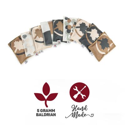 Canadian Cat Company Katzenkissen LOVE mit Baldrian