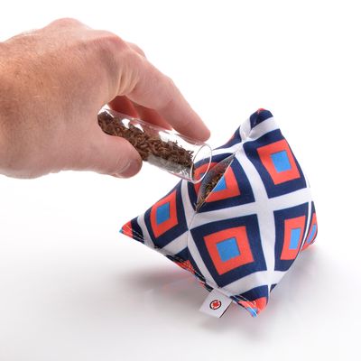 Canadian Cat Company Schmusekissen 6er-Set Katzenminze Pyramide XL