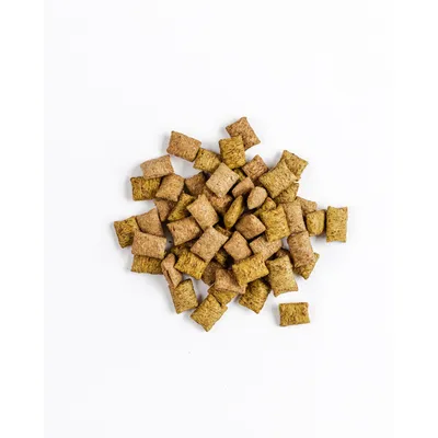 Savory Katzenleckerlis mit Huhn & Käse Savory Katzenleckerlis mit Huhn & Käse