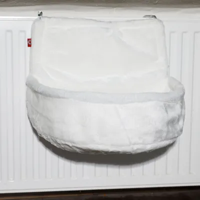 Canadian Cat Company Kuschelsack für Heizkörper